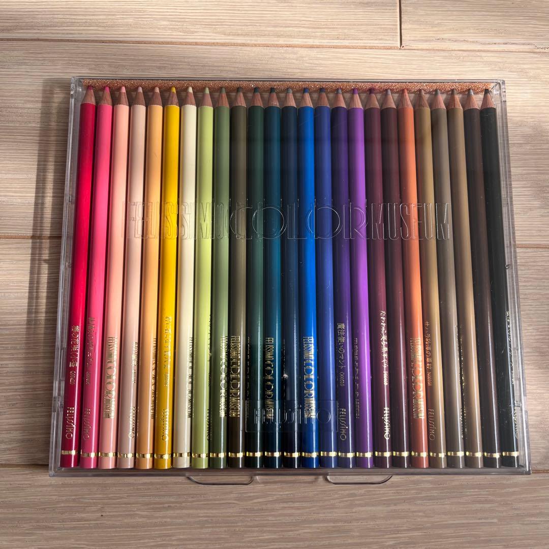 フェリシモ　500色（内の300色）　色鉛筆　のっぽ