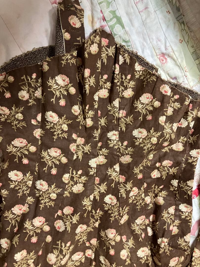 フランスアンティークのドレス