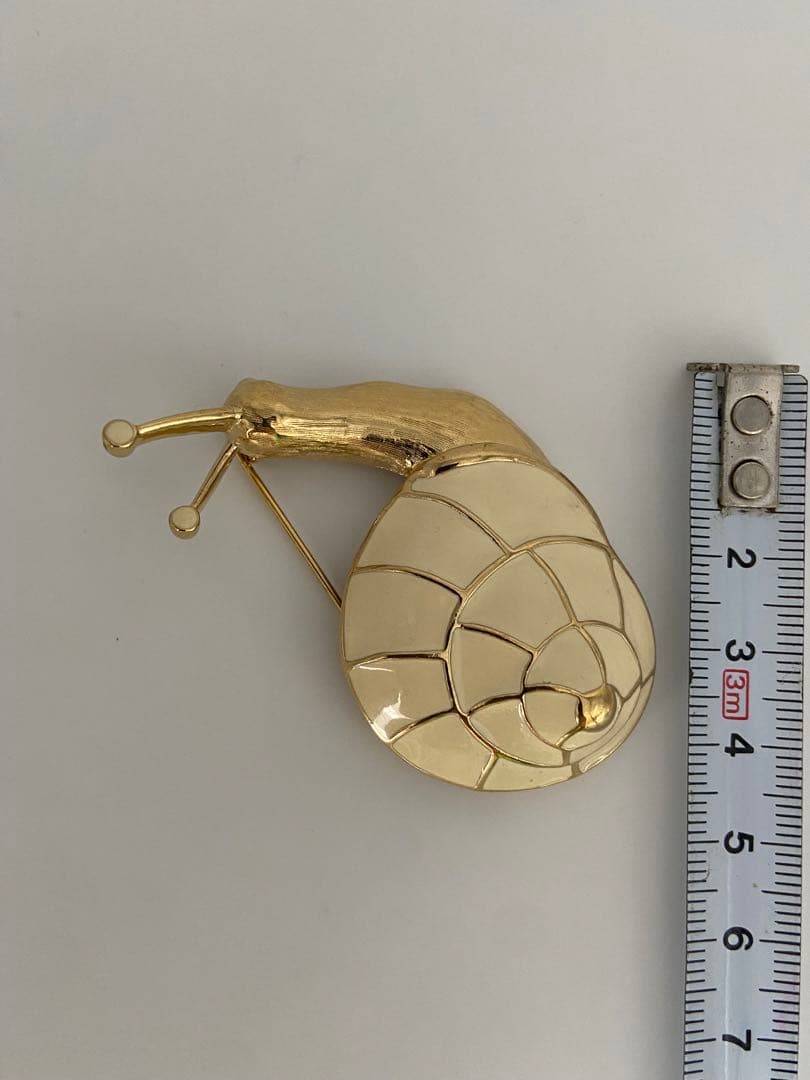 lotuscloud 2522⭐️TRIFARI トリファリヴィンテージブローチ