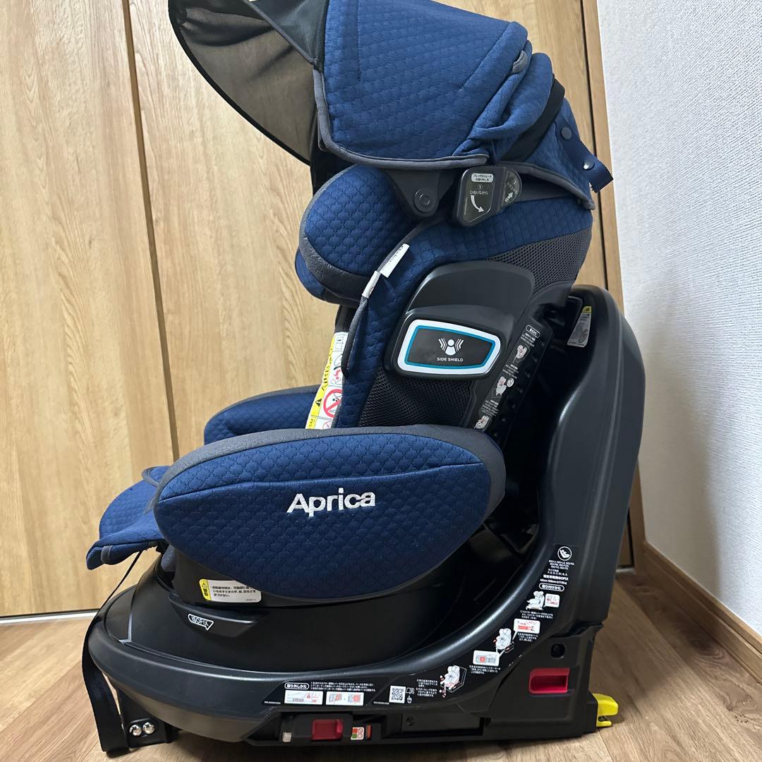 フラディア グロウ ISOFIX 360°セーフティー プレミアム AB