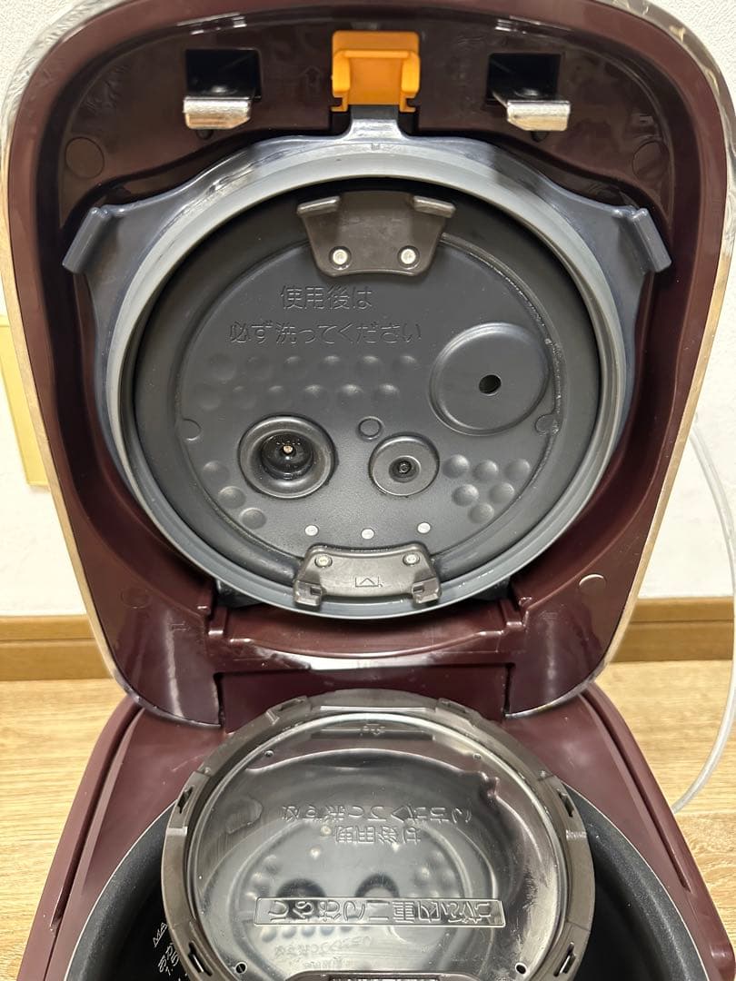 圧力IH炊飯ジャー NW-JS10 炊飯器 象印 2018 年製