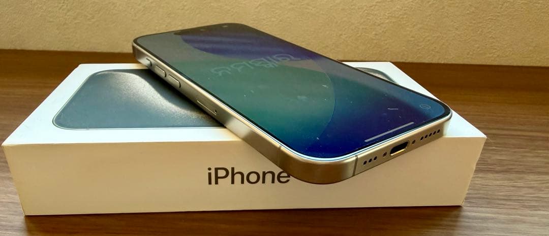 iPhone 15 Pro 256 GB SIMフリー