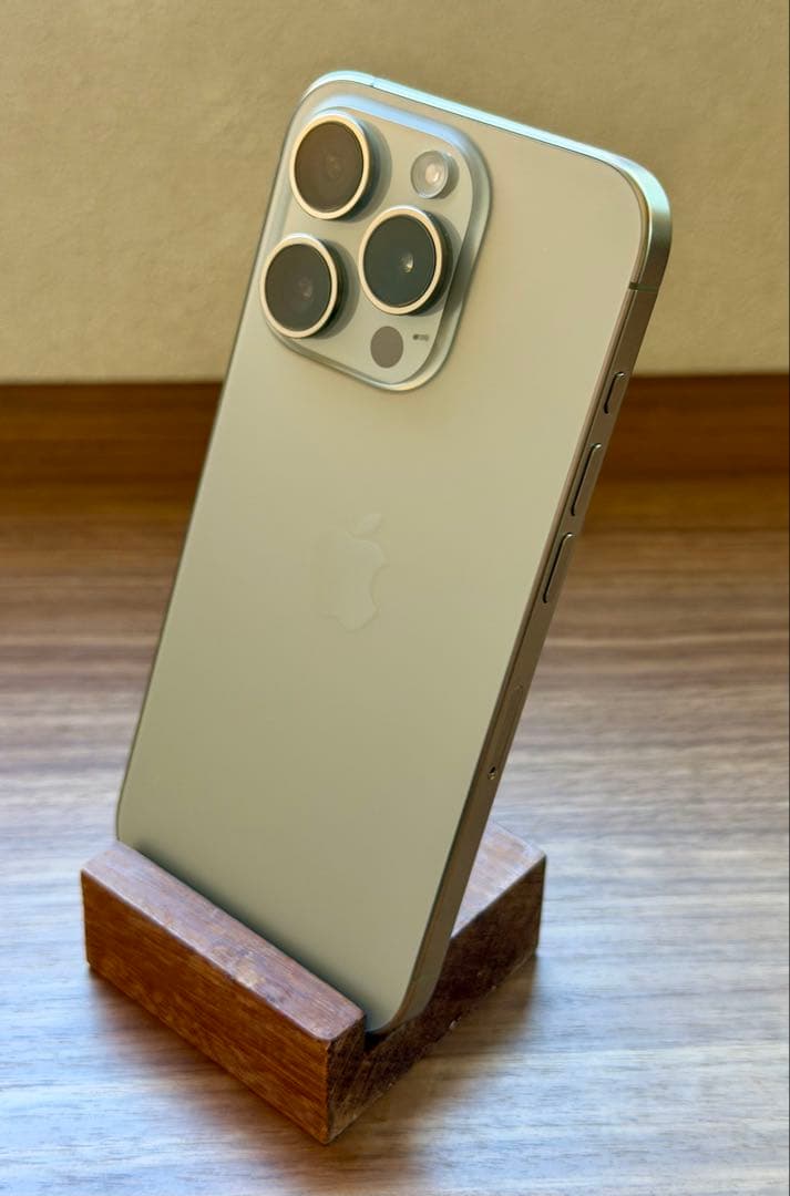 iPhone 15 Pro 256 GB SIMフリー