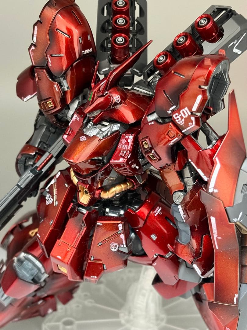 ガンプラ RG サザビー　塗装完成品　ガンプラ完成品