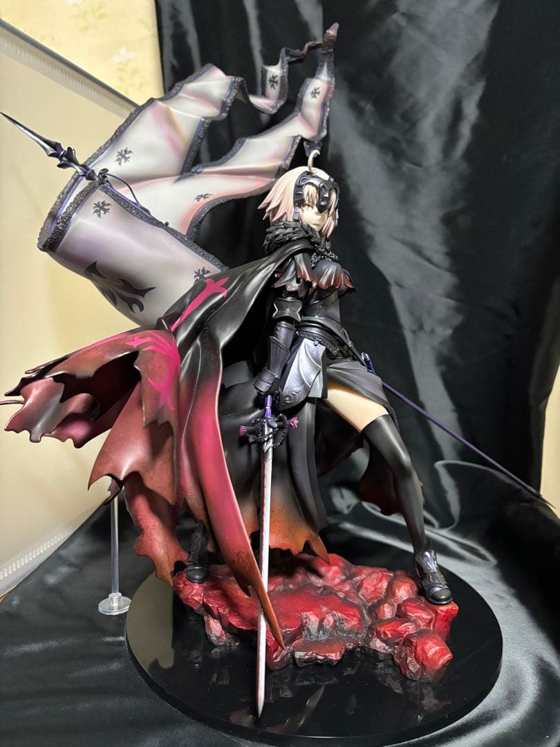 ALTER アヴェンジャー　ジャンヌ・ダルク(オルタ) 1/7スケールフィギュア