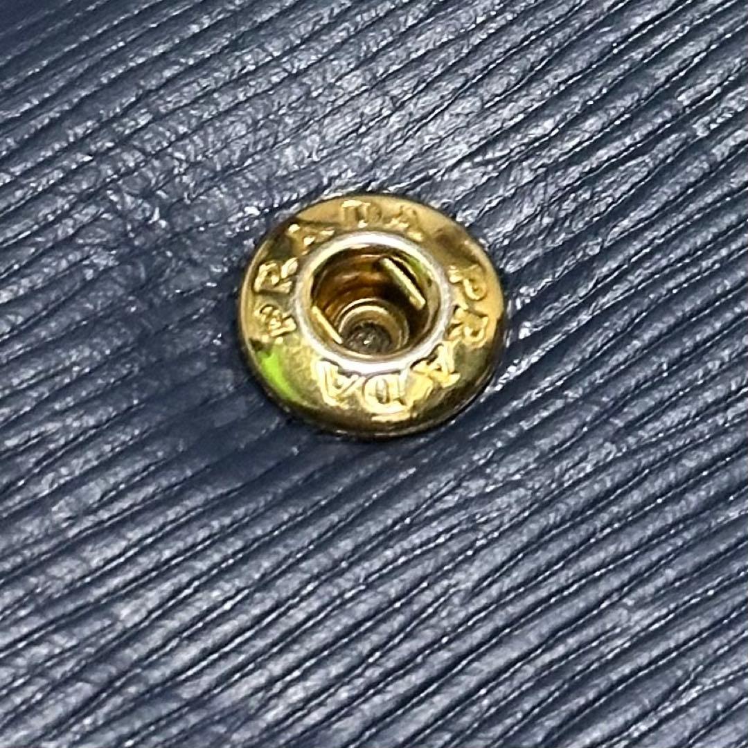 PRADA プラダ　折り財布　ラウンドファスナー　ゴールドロゴ ブルー