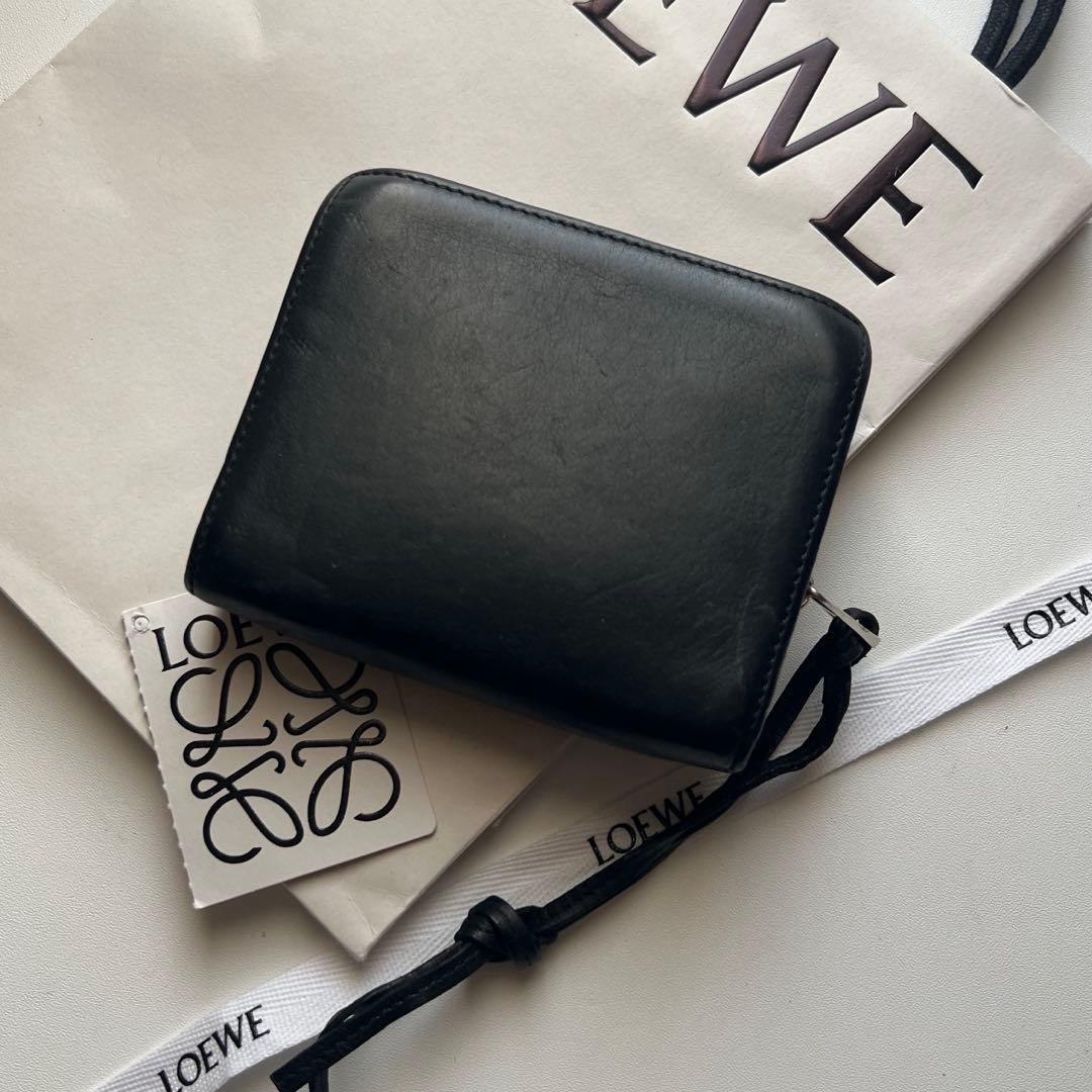 71 美品 LOEWE ロエベ 2つ折り財布