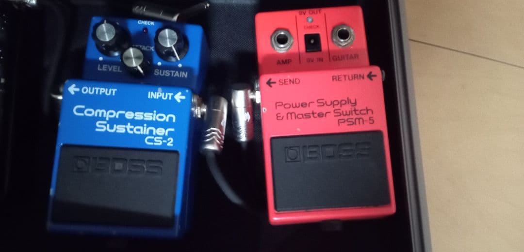 ZOOM TM-01 エフェクターセット　ハードケースに入れたまま発送します！