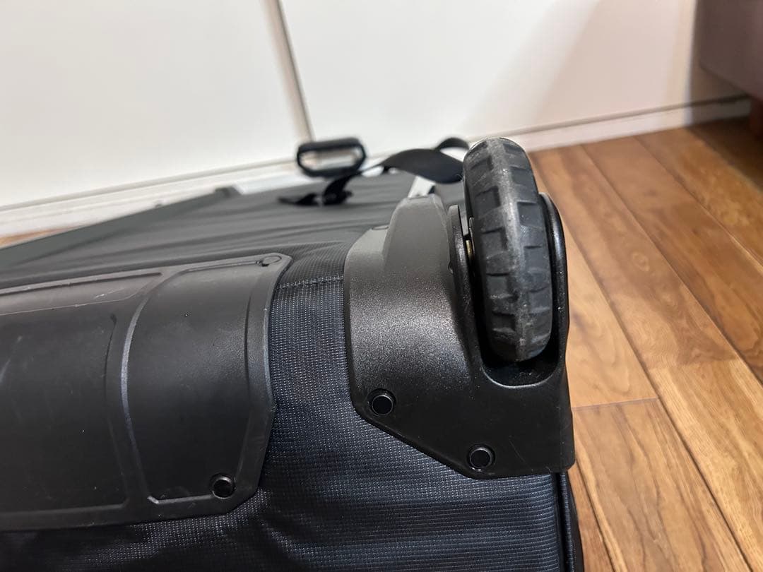 mont-bell ウィーリーダッフル 黒 大阪市西区引取歓迎 ウィリー 100