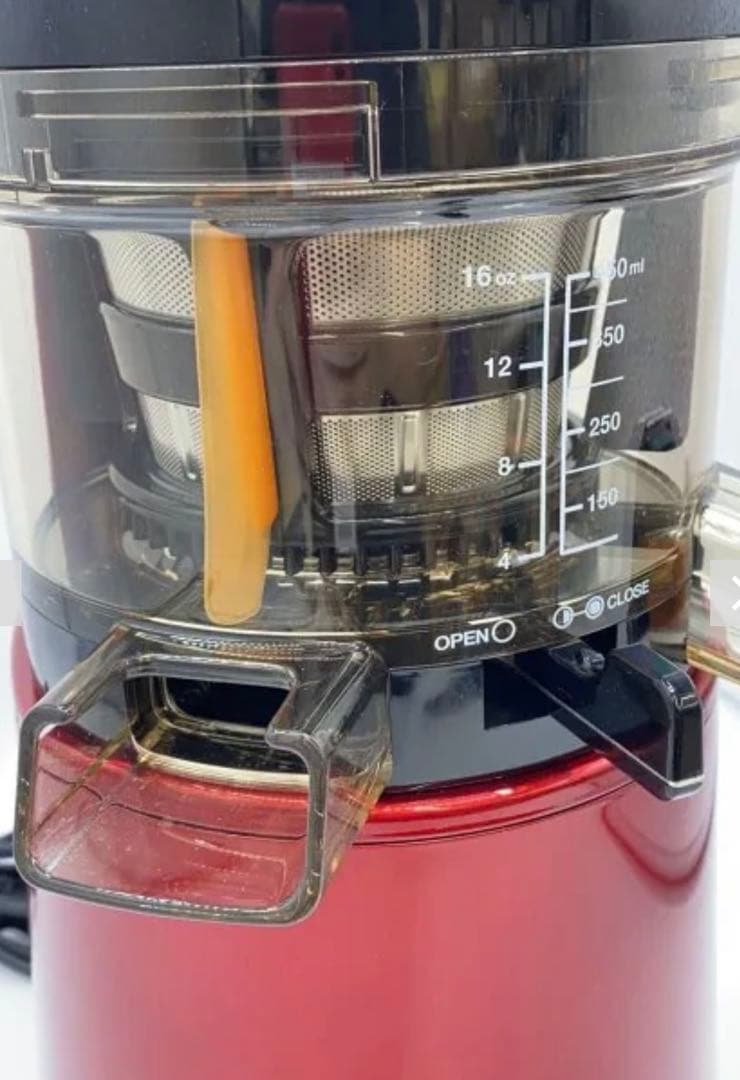 Hurom H-AA-RBA17 フェラーリレッド　スロージューサー 使用品