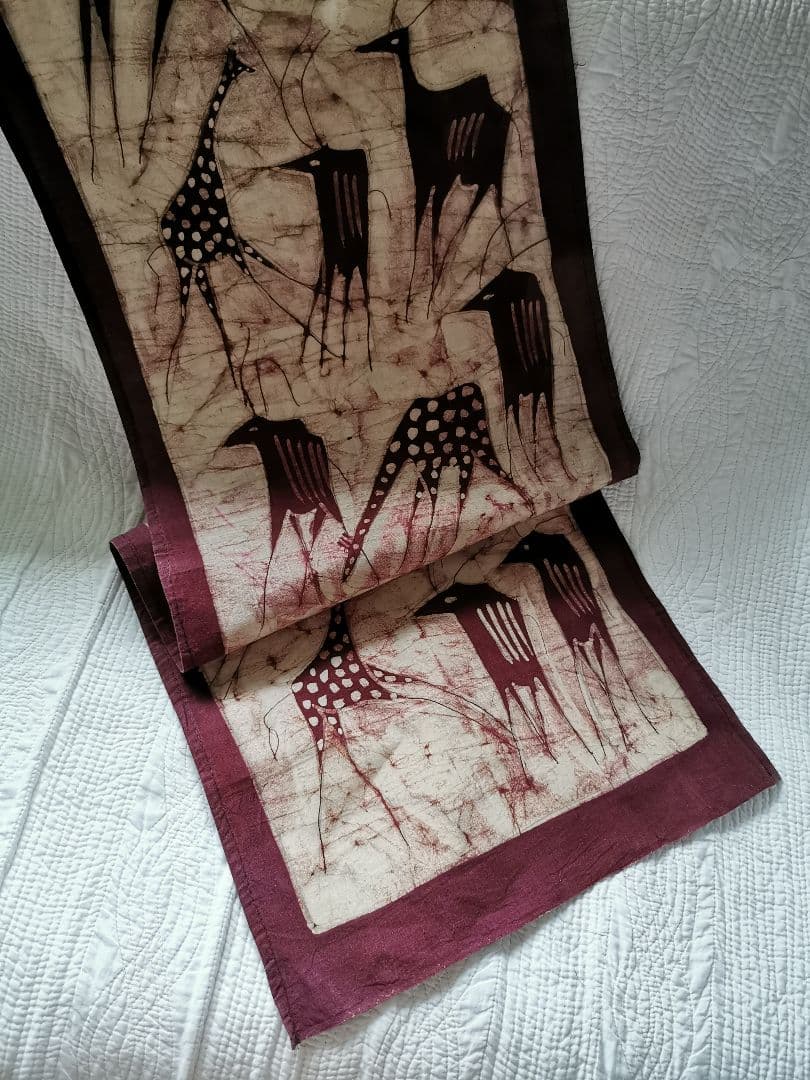 フランスアンティーク店購入バティック 洞窟装飾壁画 古代動物 蝋纈染タペストリー