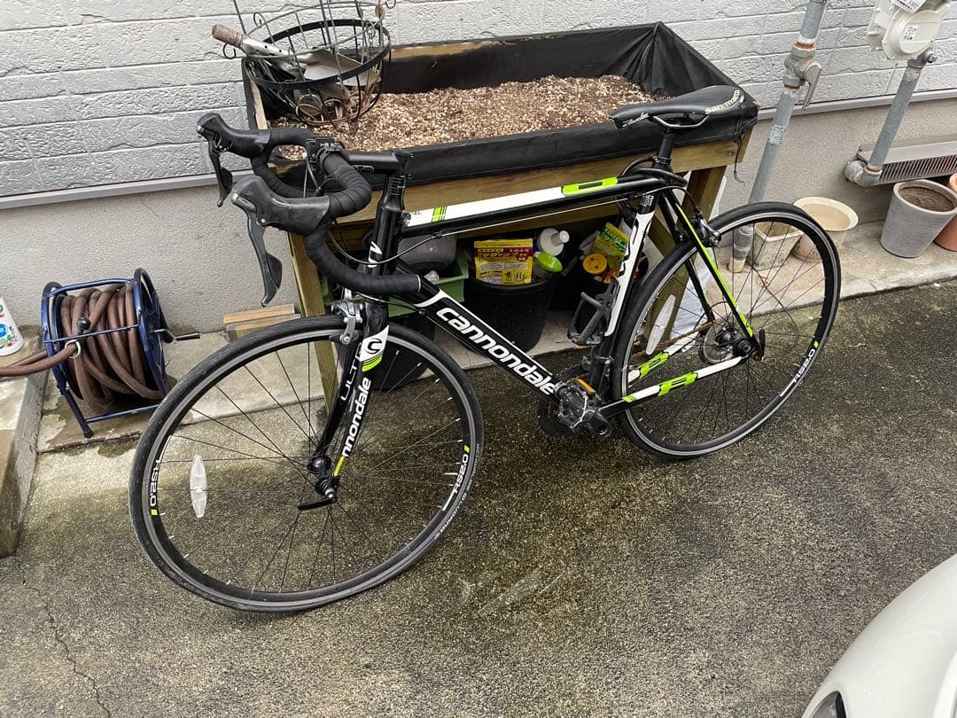 Cannondale キャド8（ティアグラ）　空気入れセット