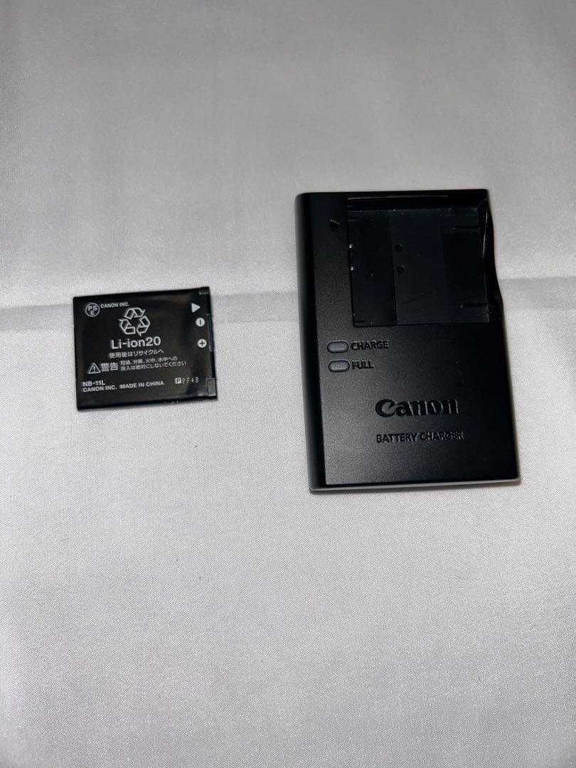 Canon IXY130 デジタルカメラ