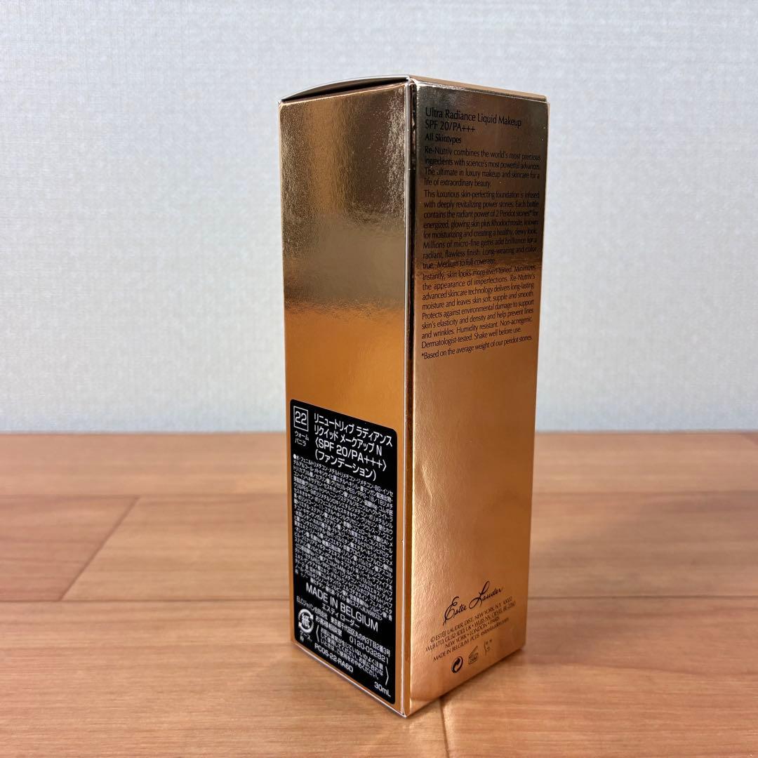 【新品】エスティローダー　リニュートリィブ　ラディアンスリクイッドメークアップN