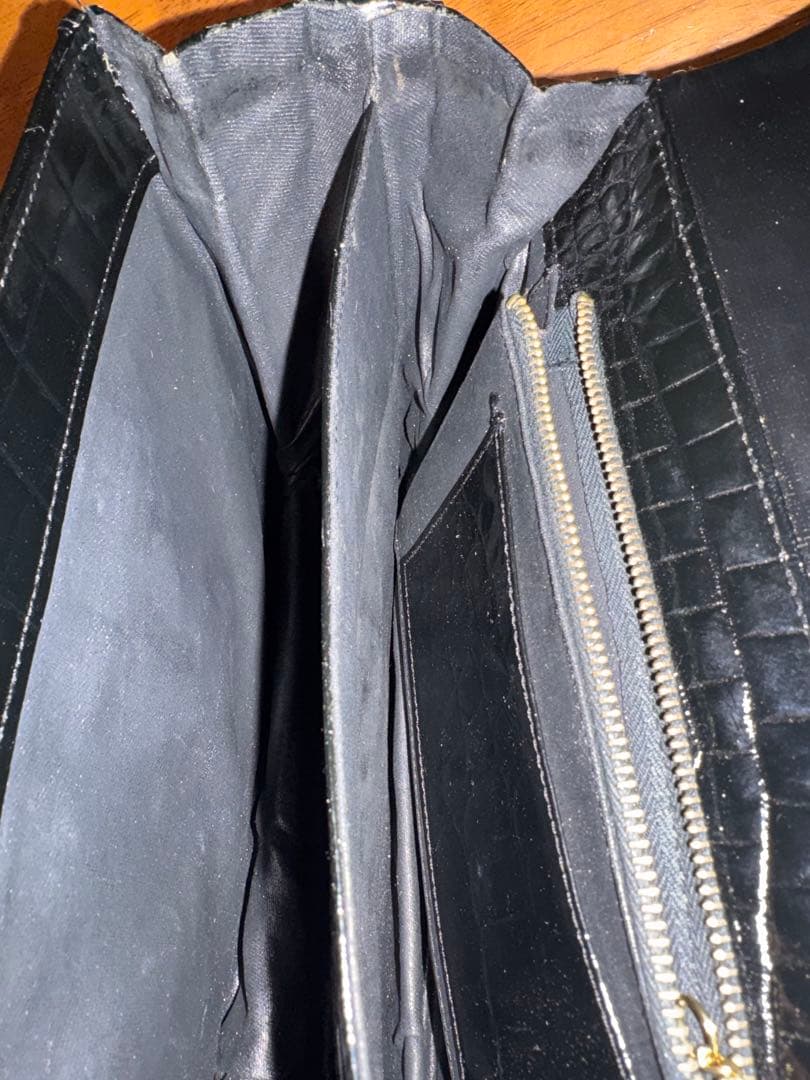 Celineオールドセリーヌ エナメル 型押し ショルダバッグ 黒