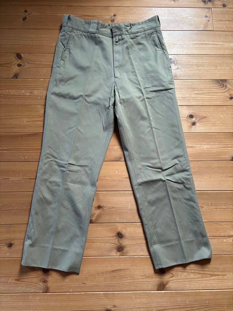 COMOLIコットンギャバウォッシュドパンツ カーキ　ストレートパンツサイズ2