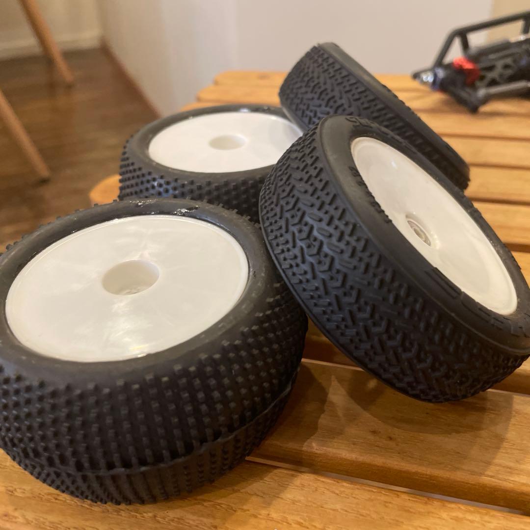 ズッタくんさん専用京商RB6 YAIBAレーシングパーツ、新品シャーシ＋シャーシ