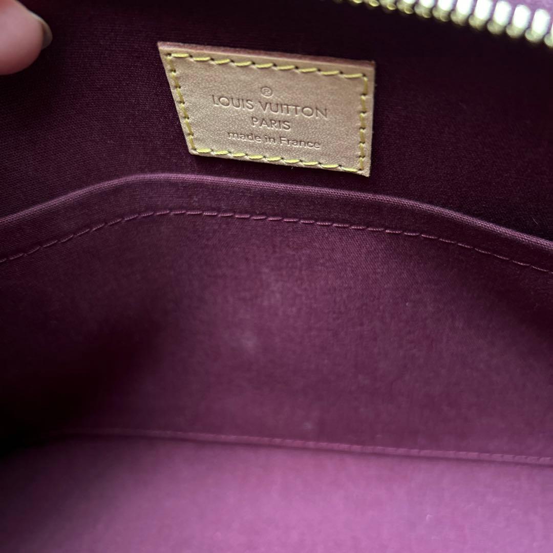 LOUIS VUITTON ヴェルニパープル