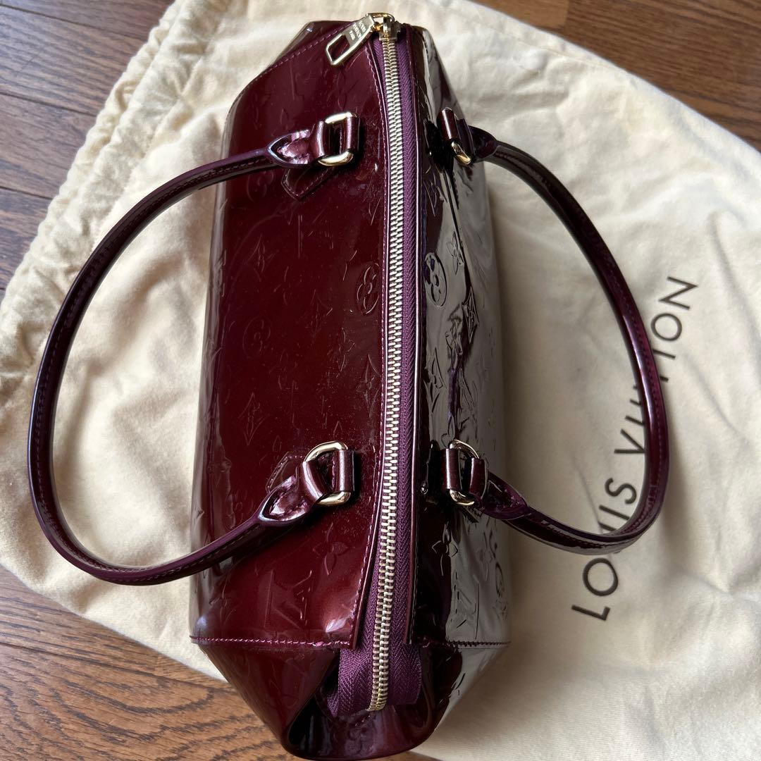 LOUIS VUITTON ヴェルニパープル