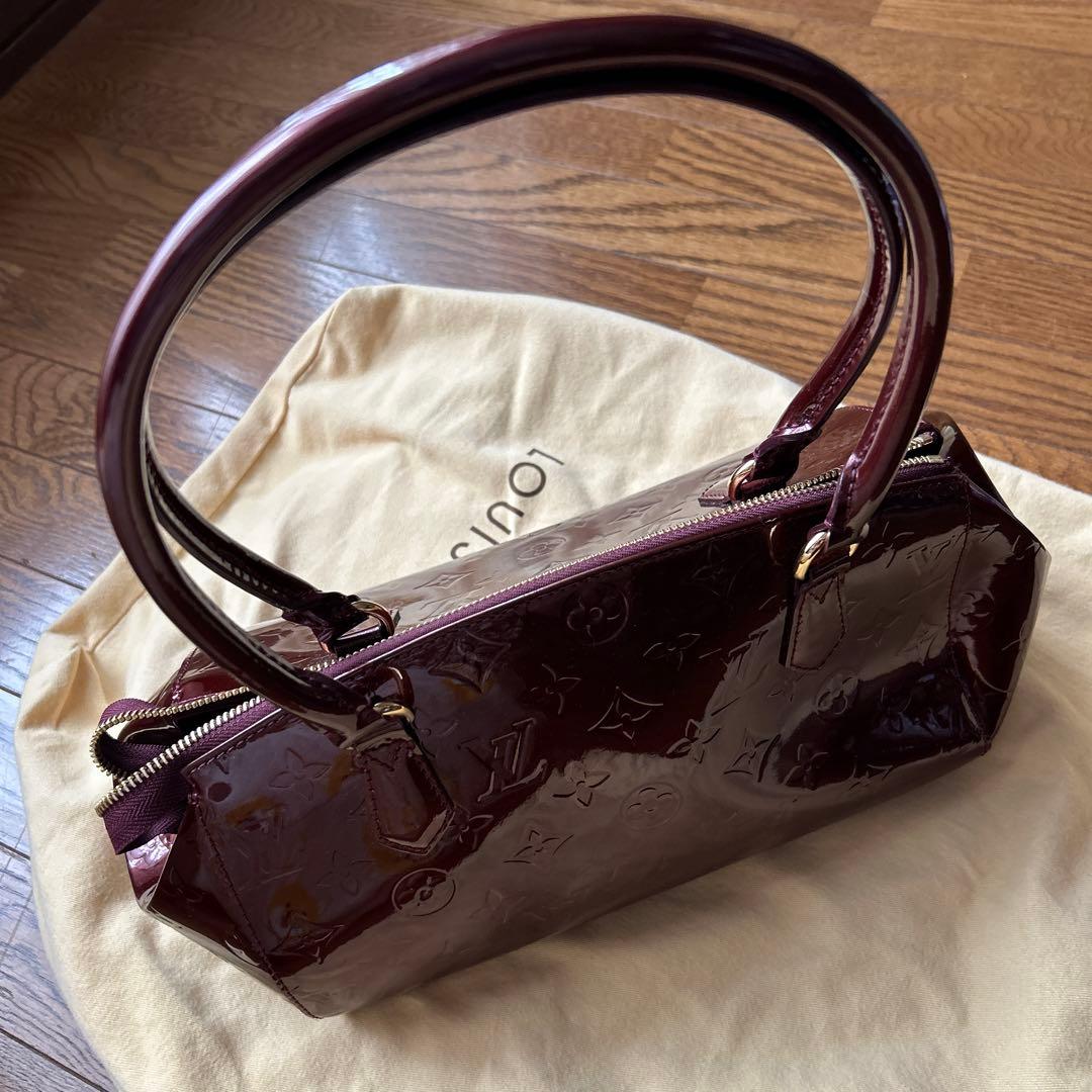 LOUIS VUITTON ヴェルニパープル