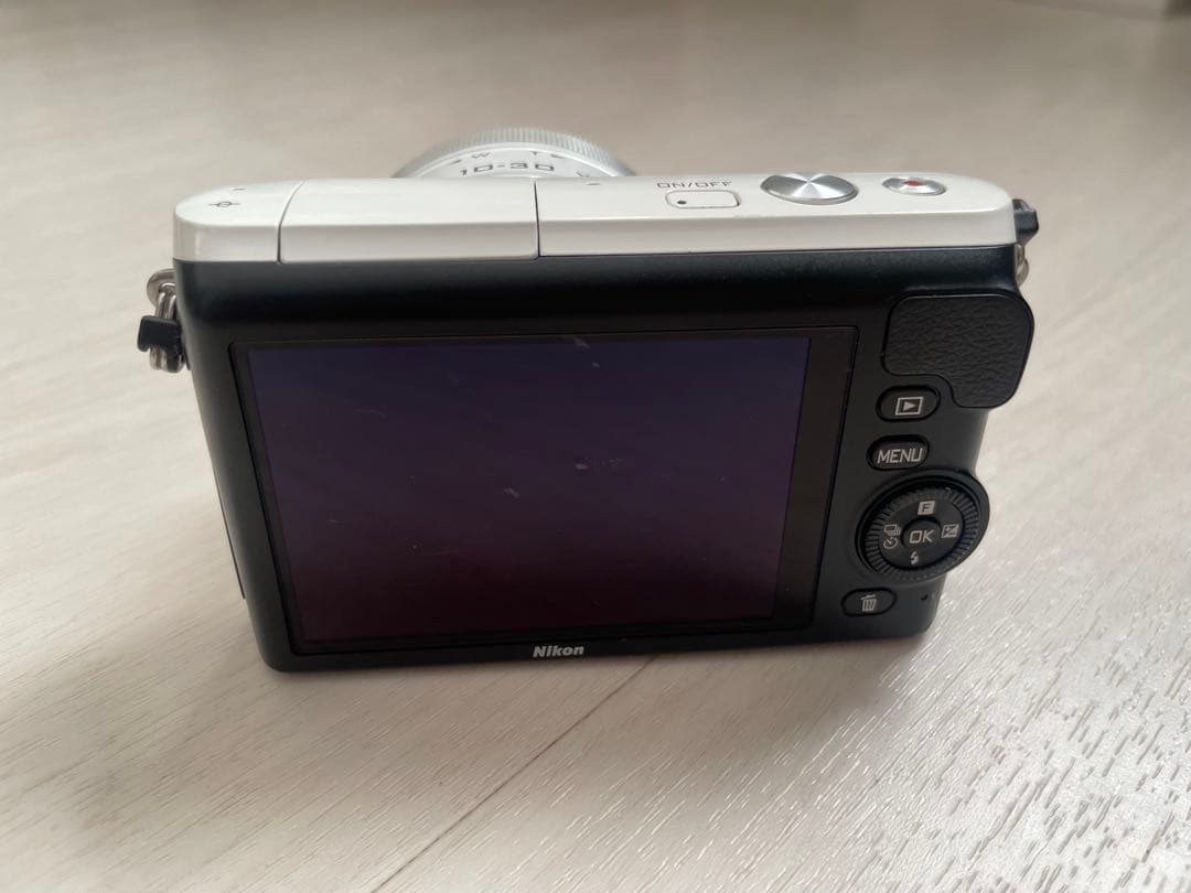 Nikon 1 S2 ミラーレス1眼レフ　[ジャンク品]