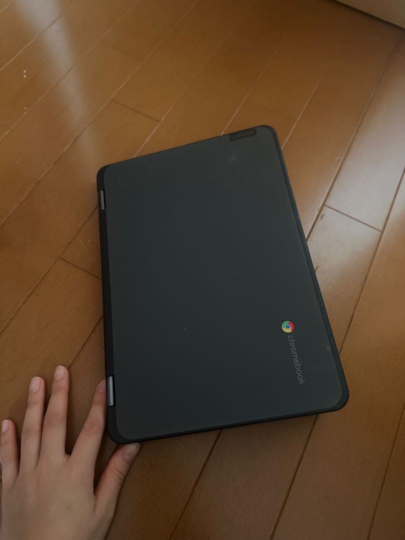 Chromebook本体 英語配列キーボード