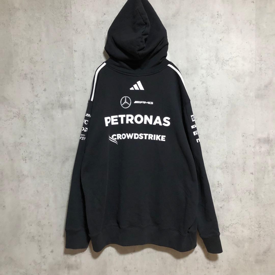 チーム メルセデス AMG ペトロナス アディダス F1 2025 パーカー