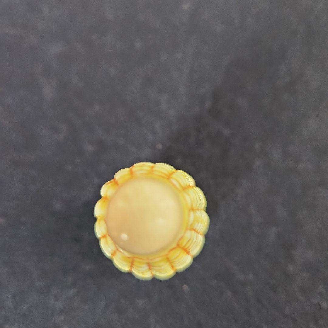 鼻烟壺‥磁器製トウモロコシ形