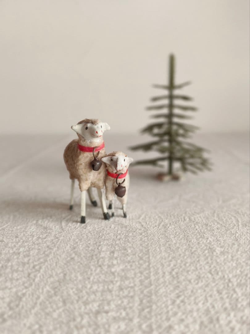 * antique sheep ✵ * クリスマスの 羊さん (m)