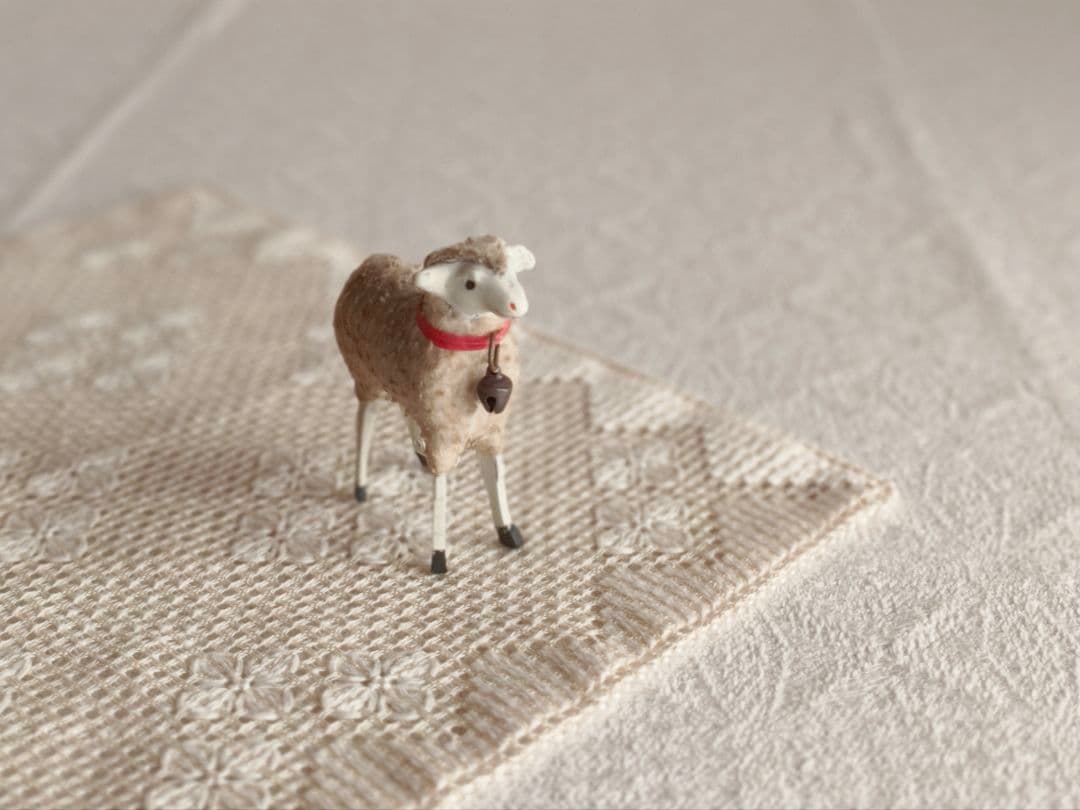 * antique sheep ✵ * クリスマスの 羊さん (m)