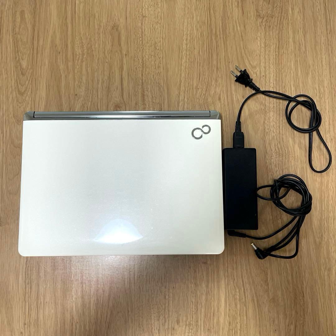 FUJITSUノートPC
