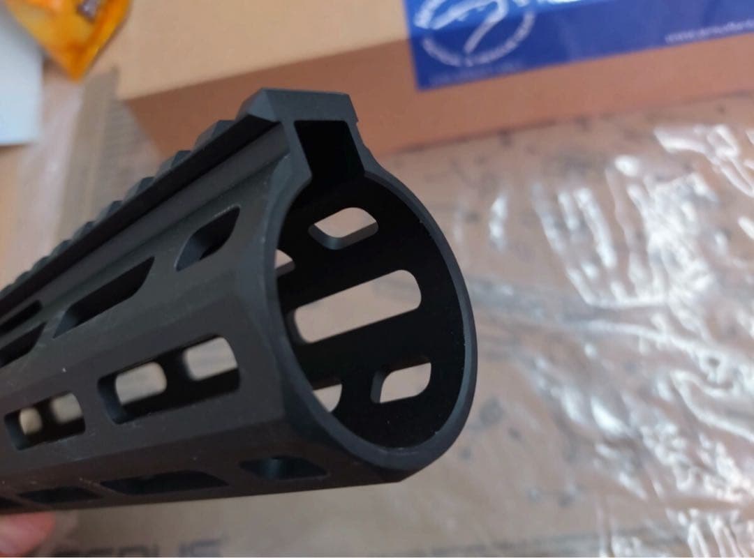 Airsoft Artisan M-Lok Mod2.1ハンドガードM4用