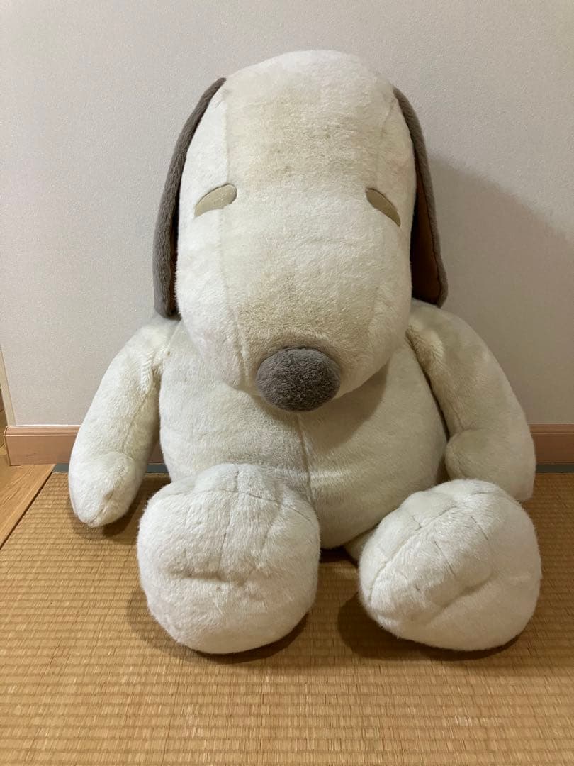 SNOOPYどデカいぬいぐるみ