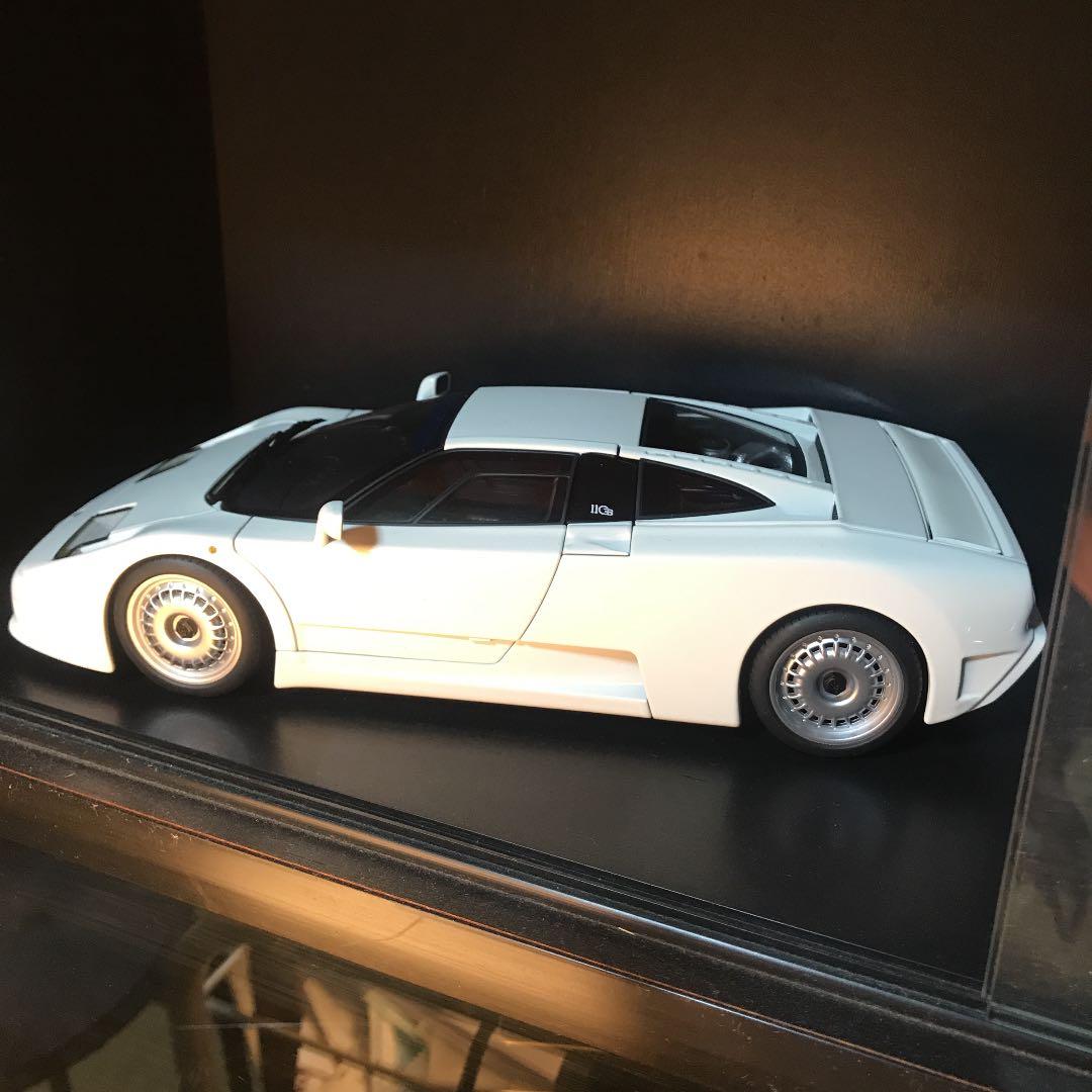 1/18 ブガティEB110