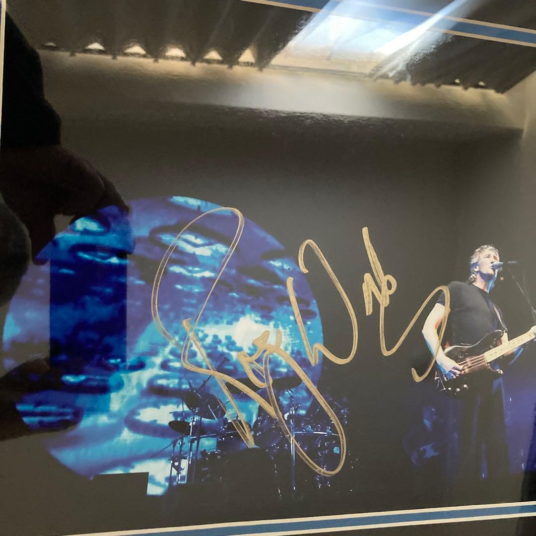 ロジャー・ウォーターズ 直筆サイン入り写真額縁