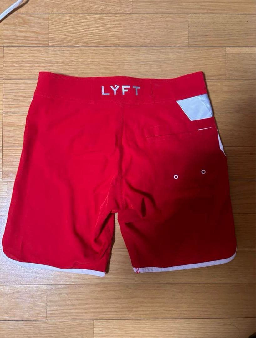 【即完売品】LYFT Mサイズ サーフパンツ
