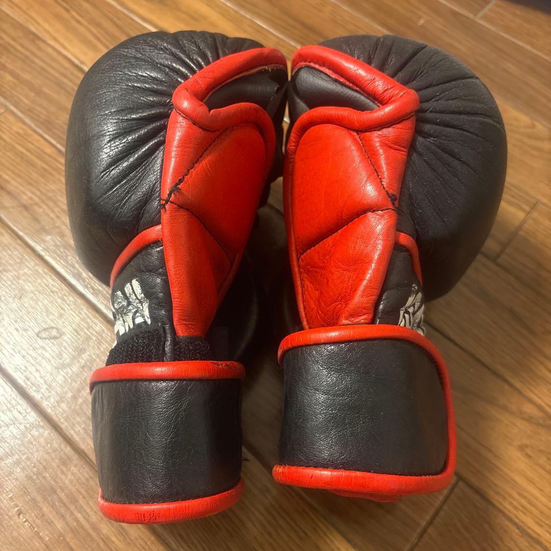 【完売品】本革イサミパウンドグローブ黒ブレイキングダウン仕様カラー