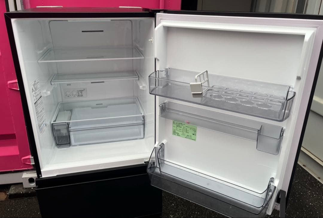 TOSHIBA 東芝ノンフロン冷凍冷蔵庫 GR-V33SC 2024年製