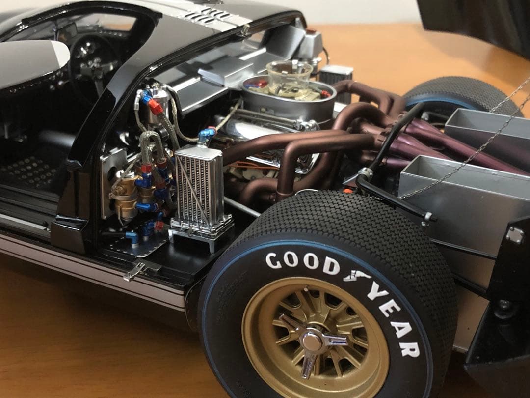 ★絶版 激レア！￼￼EXOTO 1/10 FORD GT40 MkⅡ