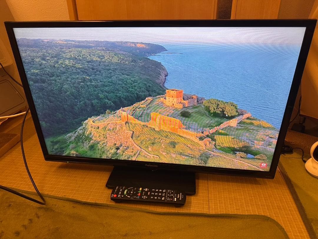 Panasonic　パナソニック 32型 テレビ TH-32H300 超極美品！