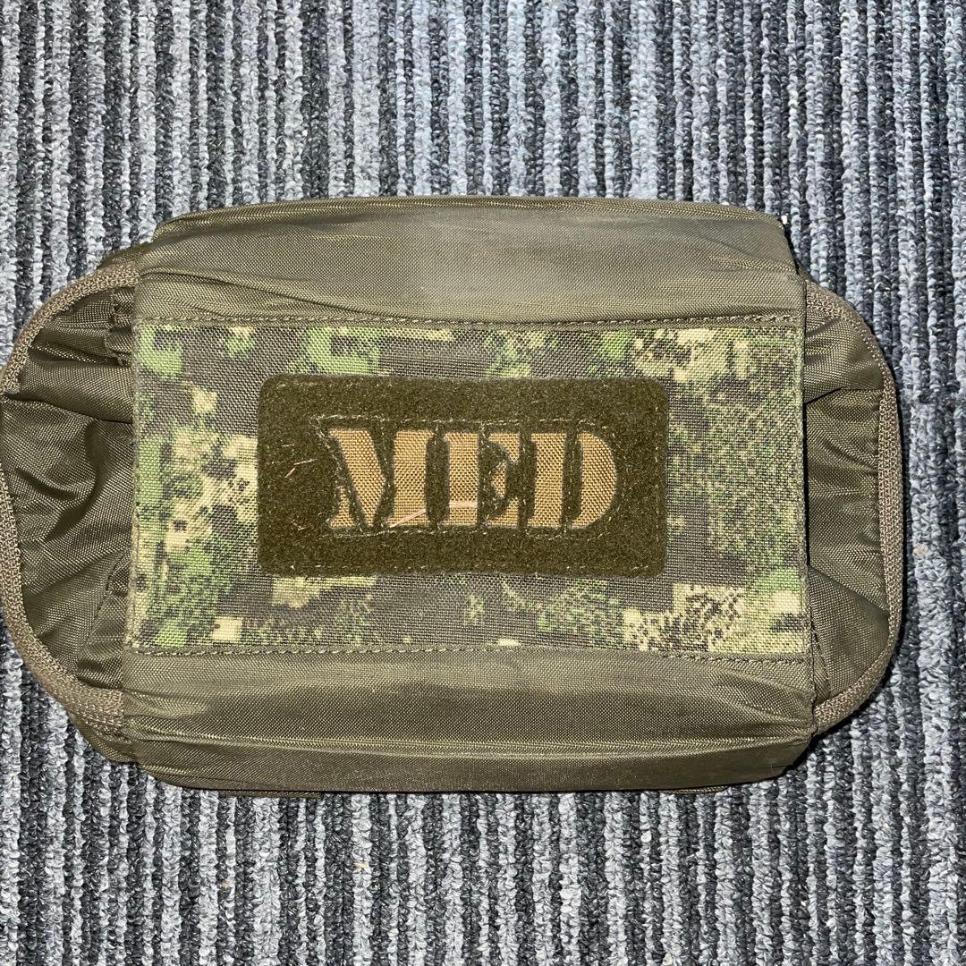 送料無料！迷彩　ダイレクトアクション　メディックポーチ　ミリタリー　サバゲー