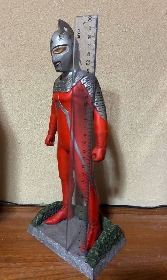 ウルトラマン フィギュア 約30cm