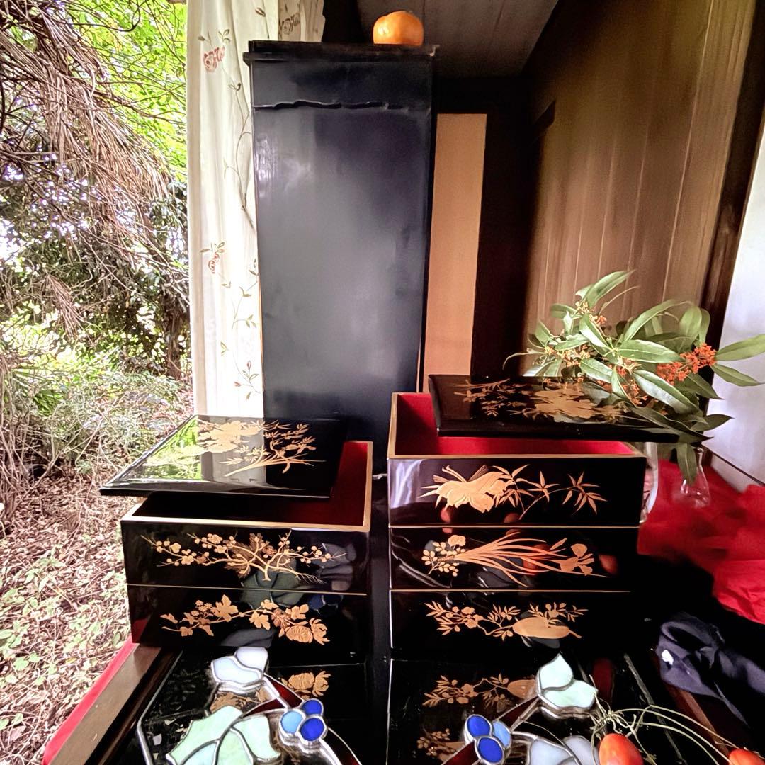 2201様感謝‼️JAPAN研ぎ出し高蒔蒔絵四君子華づくし五段重箱二枚蓋真塗桐箱入
