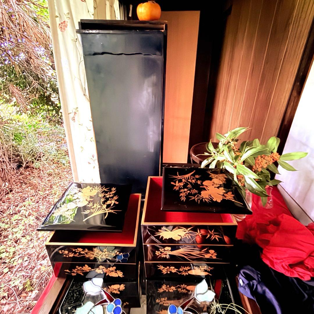 2201様感謝‼️JAPAN研ぎ出し高蒔蒔絵四君子華づくし五段重箱二枚蓋真塗桐箱入