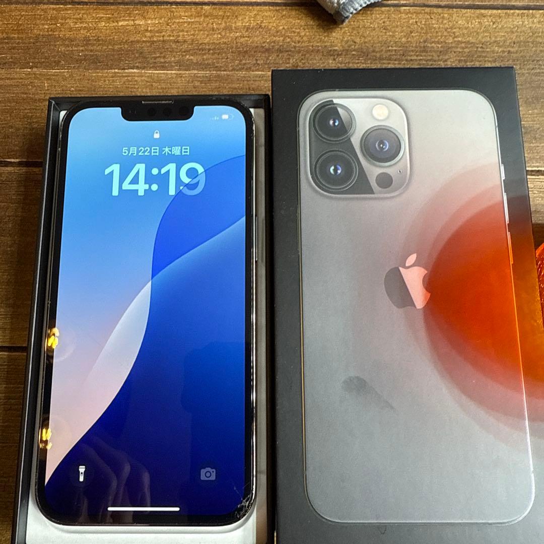 iPhone13pro 128GB バッテリー容量83% グラファイト