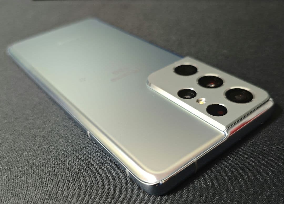 Galaxy S21 Ultra 5G ファントムシルバー docomo版