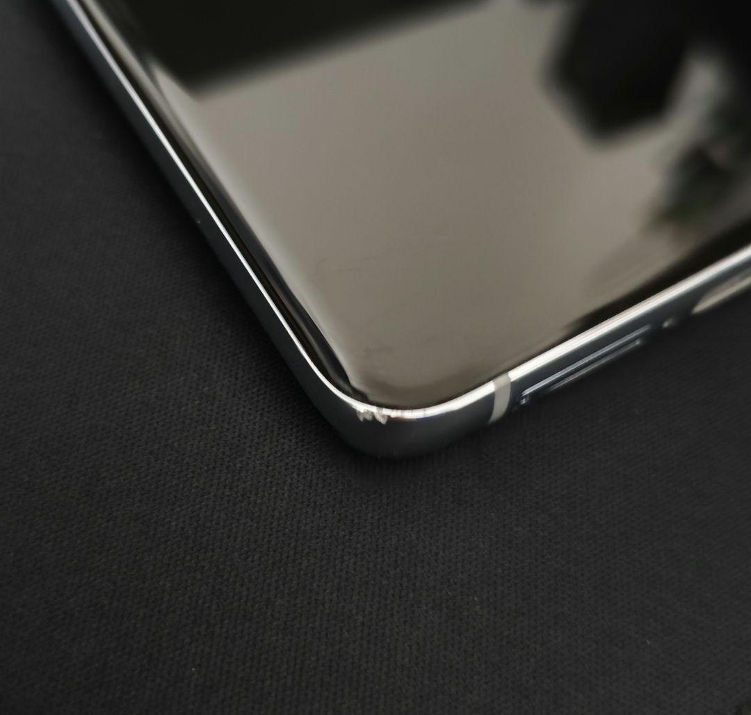 Galaxy S21 Ultra 5G ファントムシルバー docomo版