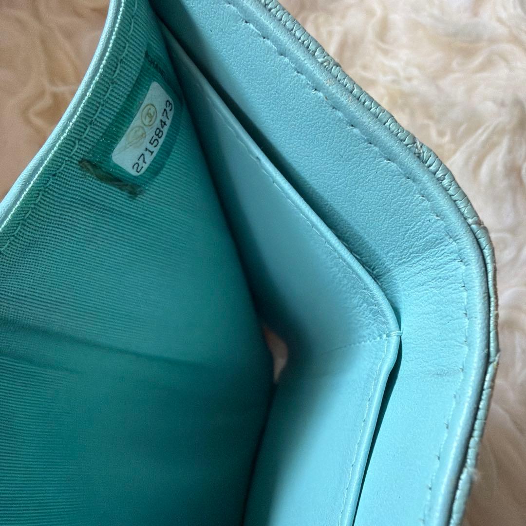 CHANEL キャビアスキンブルーグリーン ボーイシャネル 財布