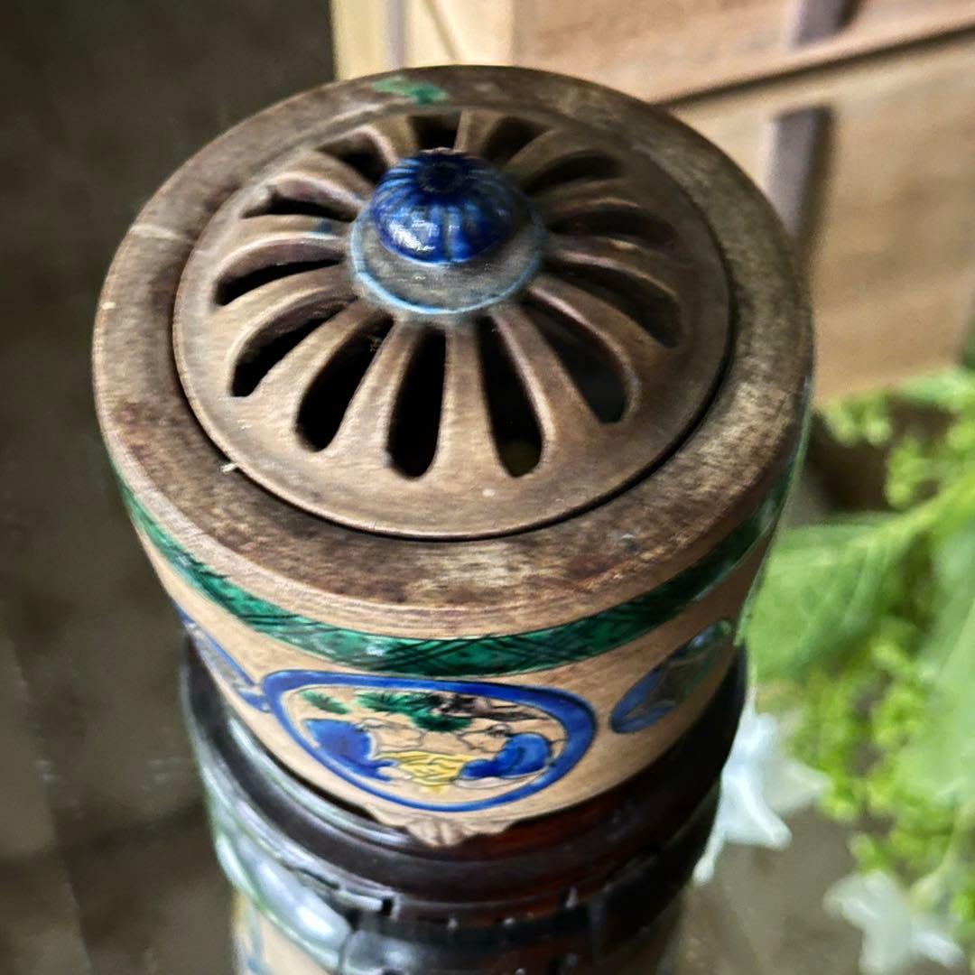 2125様感謝‼️老舗様愛蔵品‼️古九谷名品‼️賢人牡丹三つ足香炉　在銘　合桐箱箱入