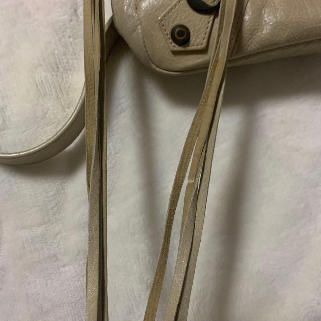 バレンシアガ　バッグ